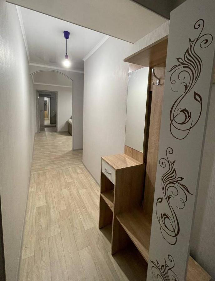 Apartment On Kievskaya Street Бішкек Екстер'єр фото